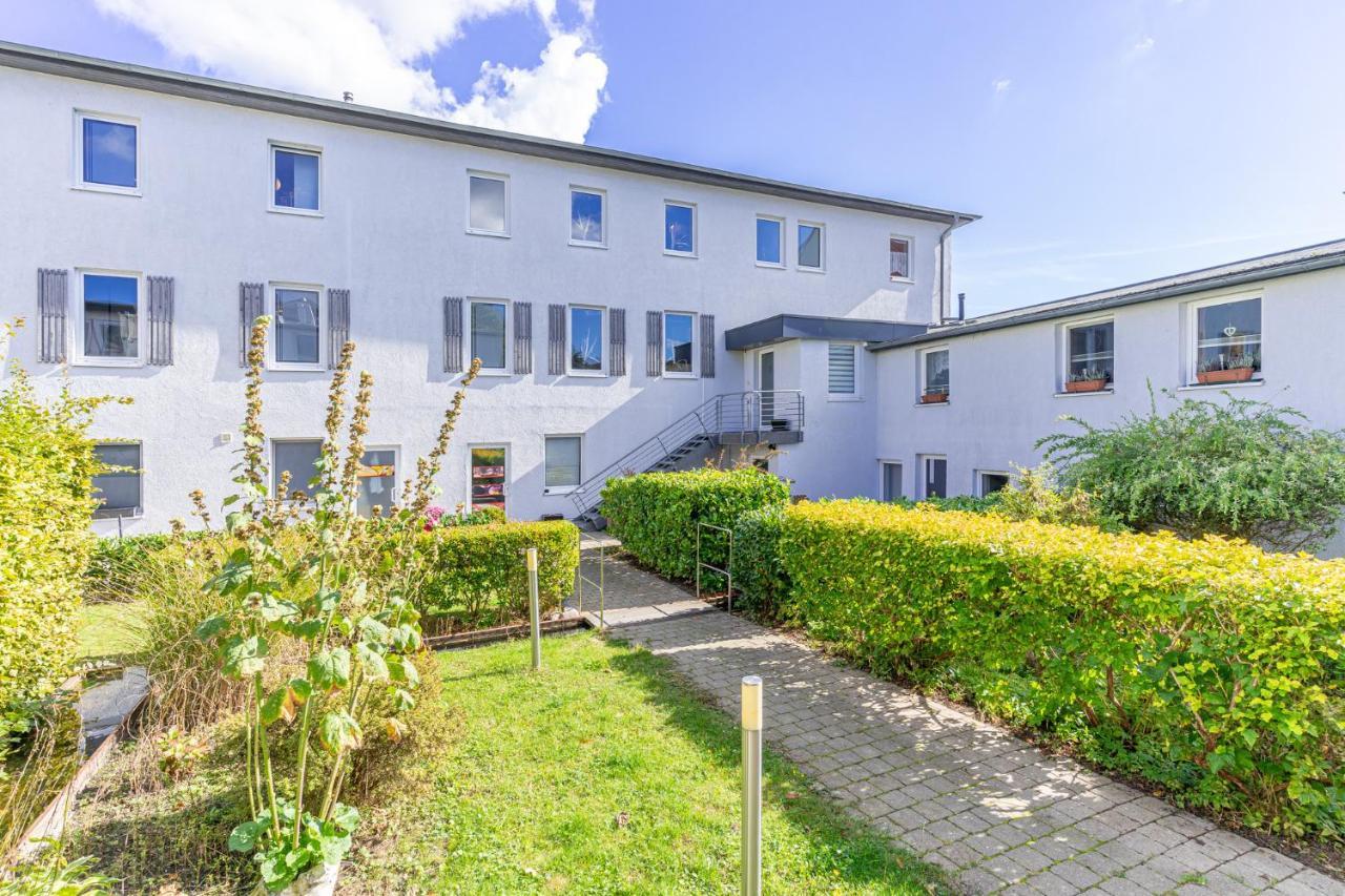 Sassnitz - Ferienwohnung 5 Im Appartementhaus Hafenriff Bagian luar foto