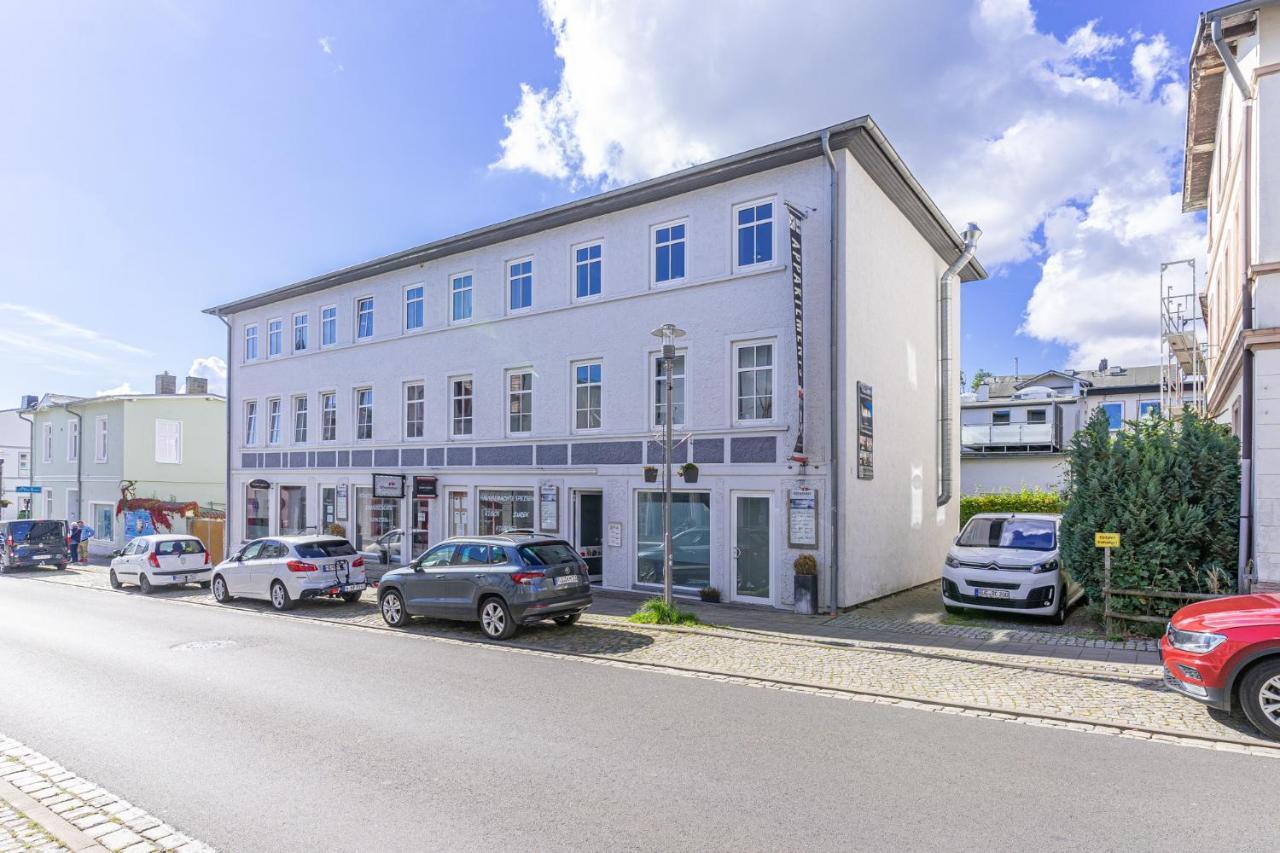 Sassnitz - Ferienwohnung 5 Im Appartementhaus Hafenriff Bagian luar foto